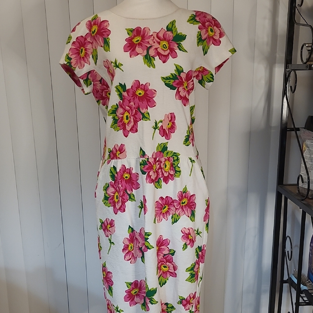 Adrienne Vittadini Floral Pink and White Dress